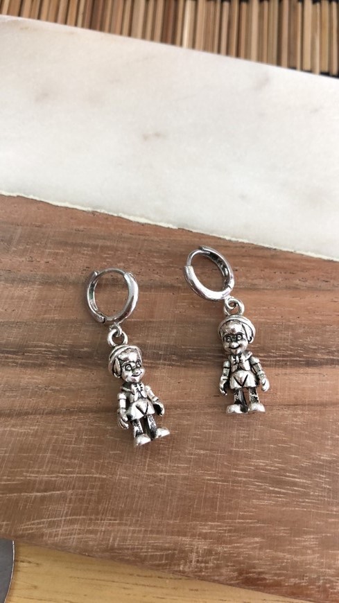 피노키오 귀걸이. 새제품.