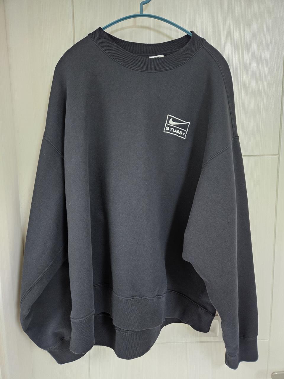 나이키 스투시 맨투맨