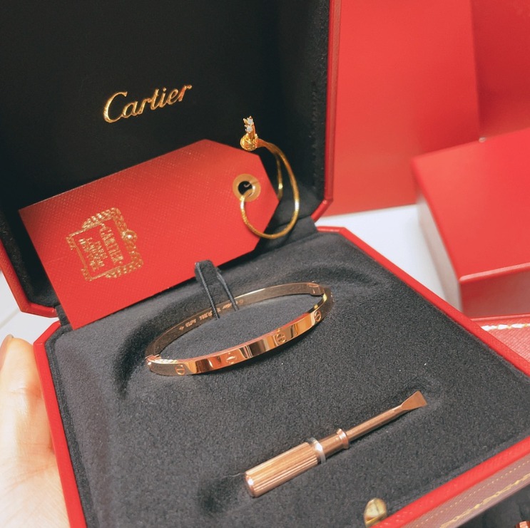 까르띠에 러브팔찌