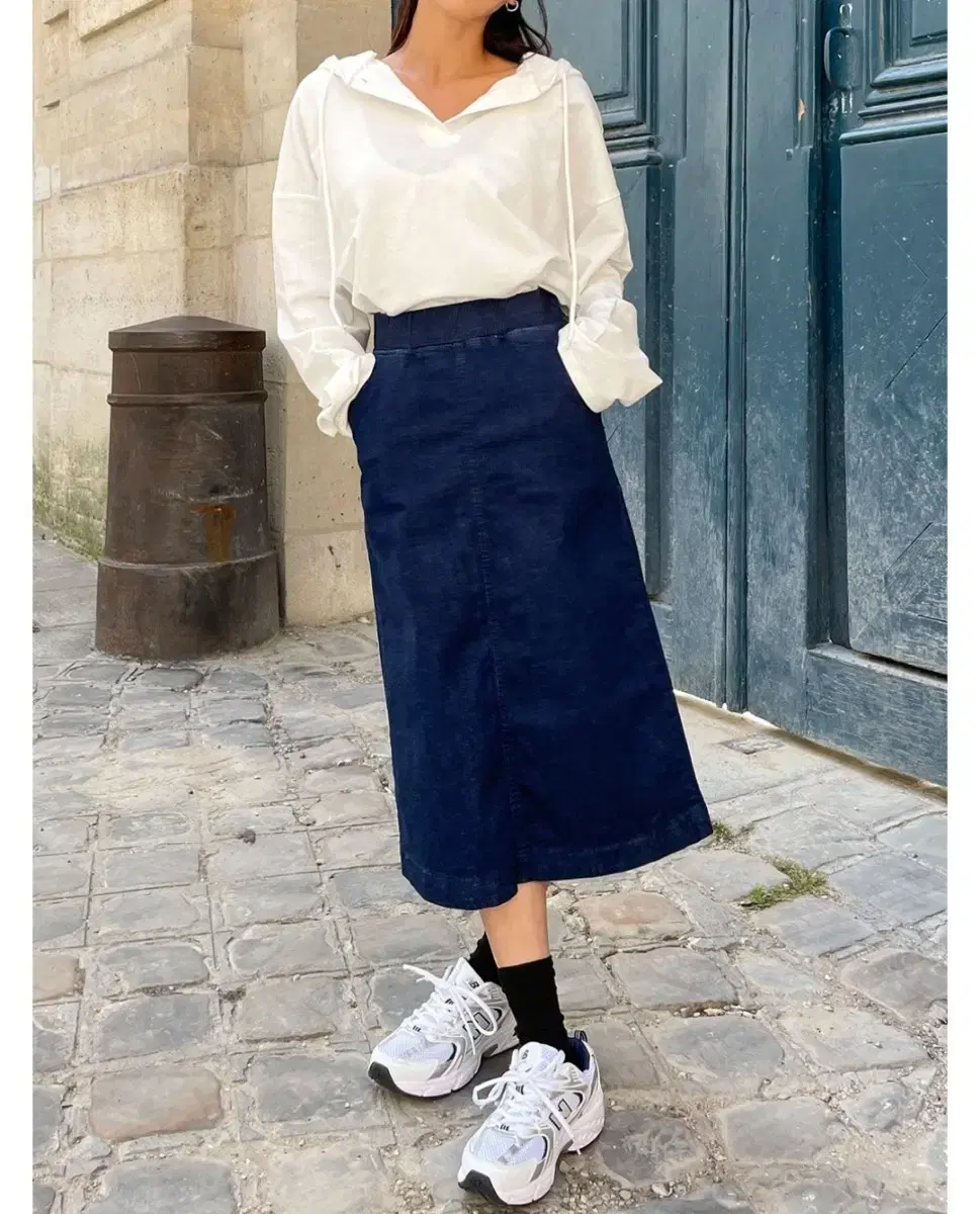 왕스판 데님 스커트. 새옷. m사이즈