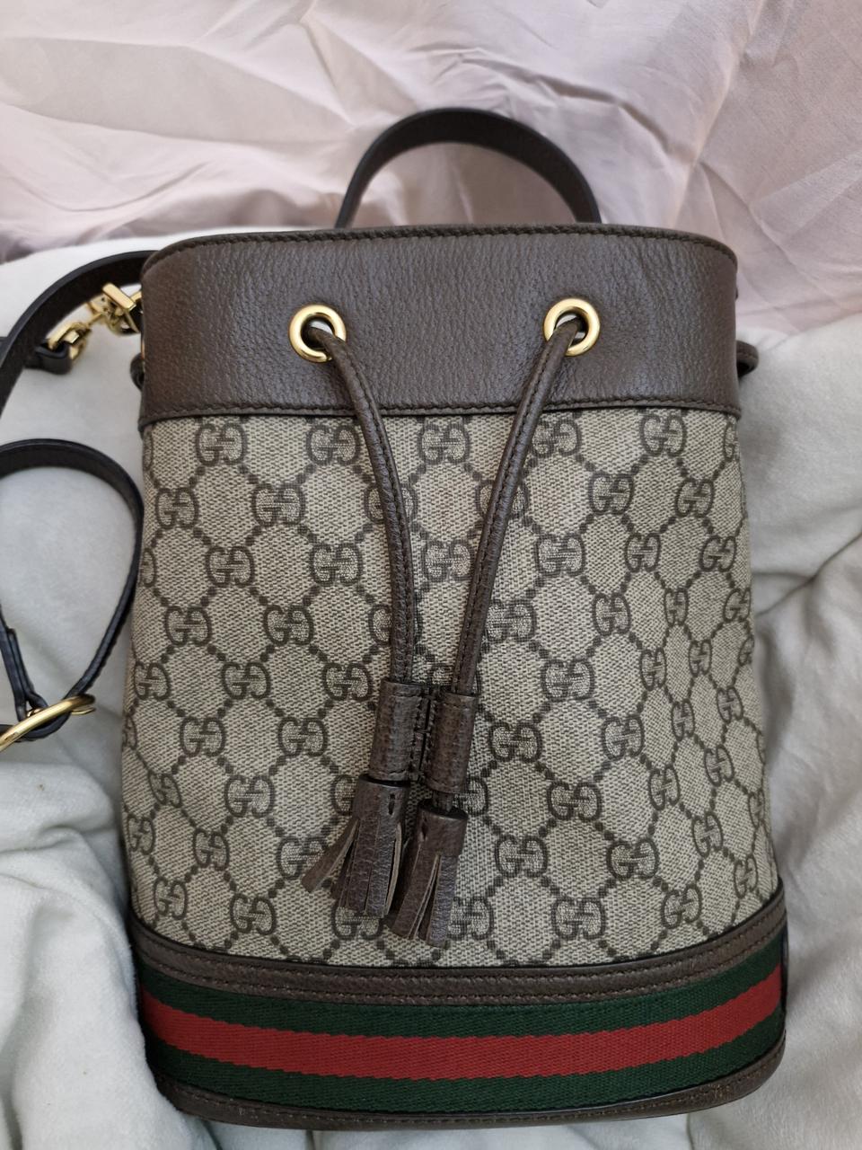 구찌 오피디아 GG 버킷백 스몰