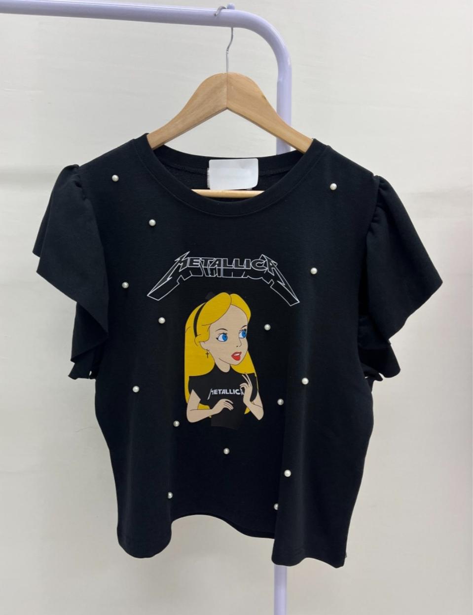 새상품 블루바나나 고퀄 앨리스 진주프릴 세미크롭 블랙 반팔티