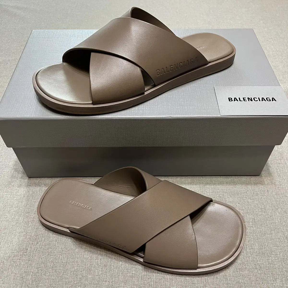 41 | 발렌시아가 로고 슬리퍼