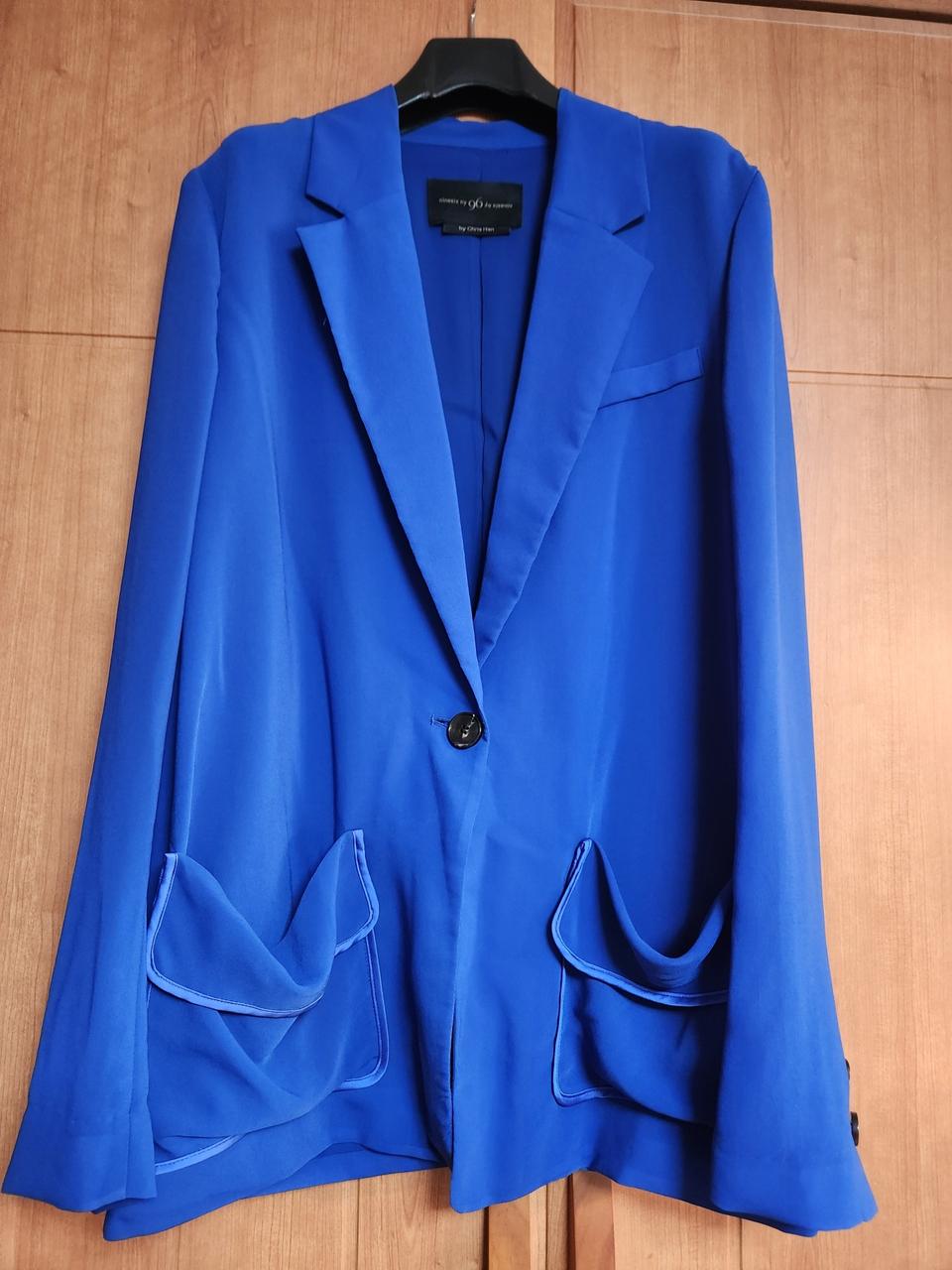 나인식스 블루자켓