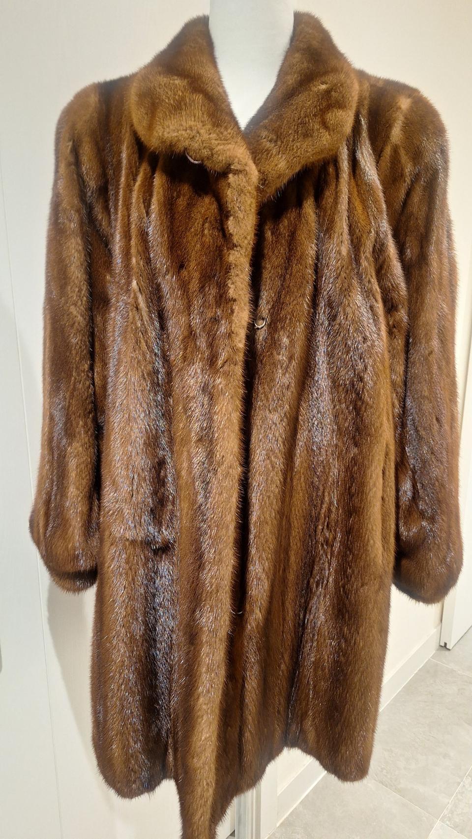 천연 휘메일 풀스킨 진도밍크