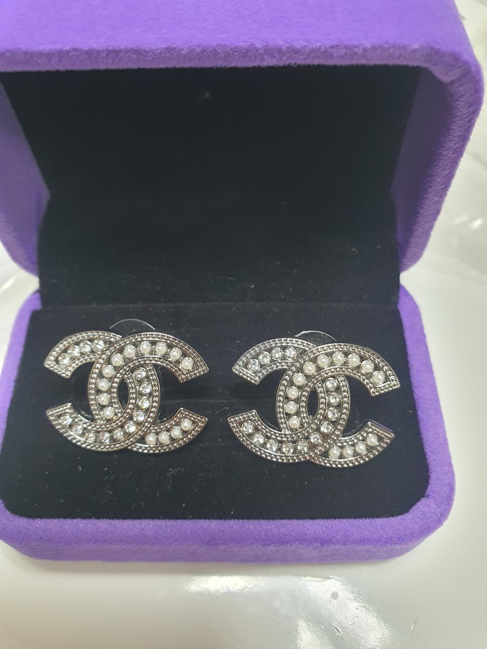 샤넬 귀걸이