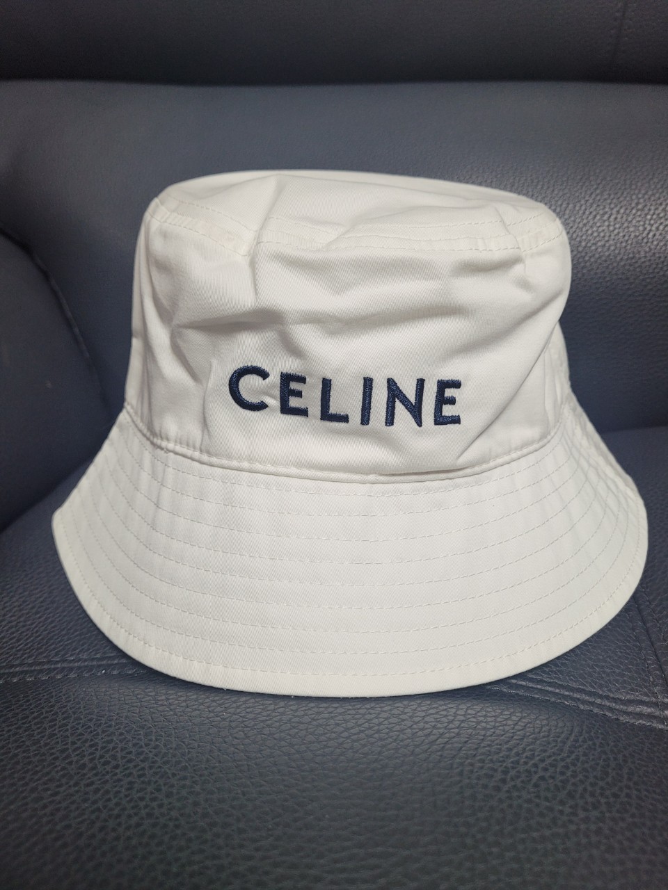 셀린느 모자 벙거지