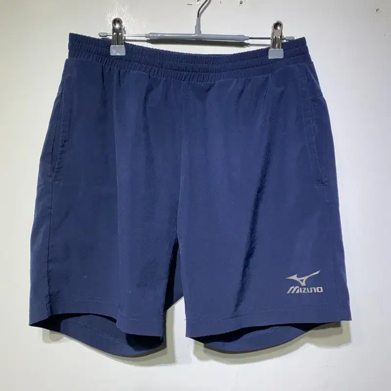 미즈노 네이비 기능성 반바지 free A02257