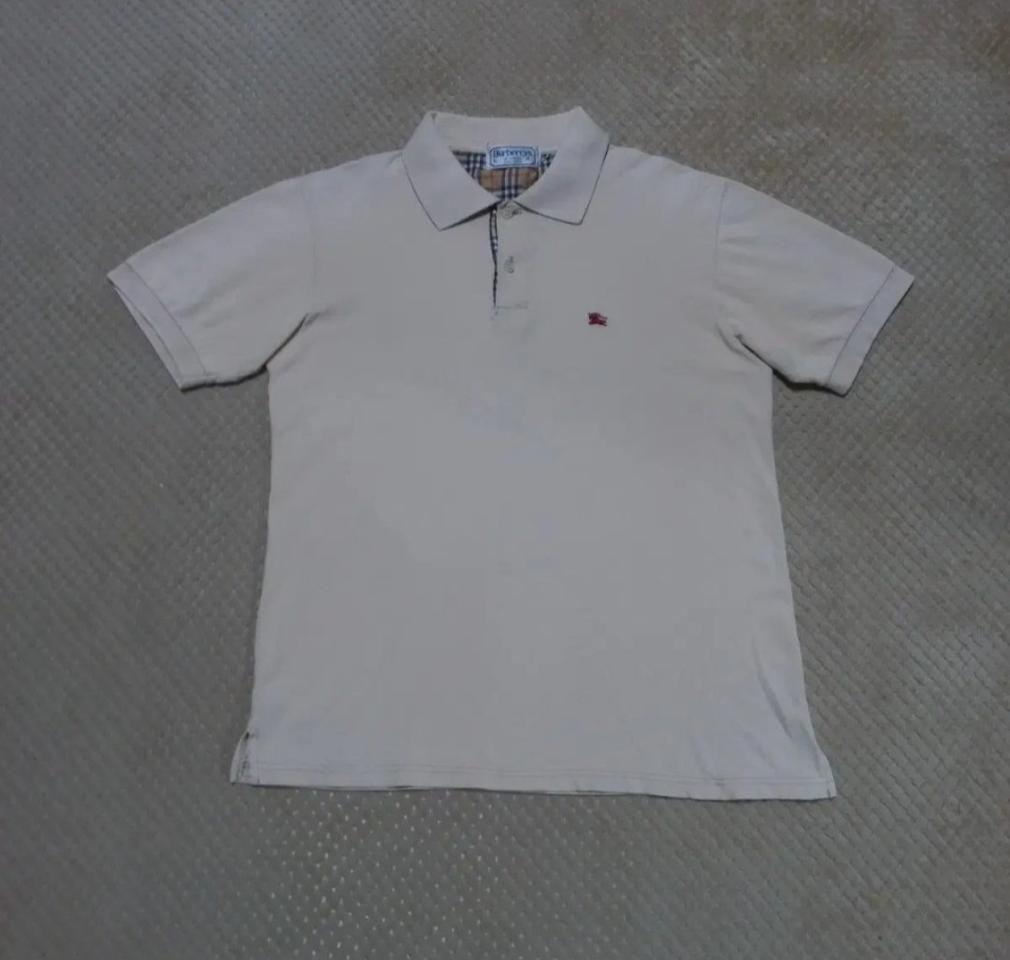 (정품) 버버리 반팔 카라티 (3만원)