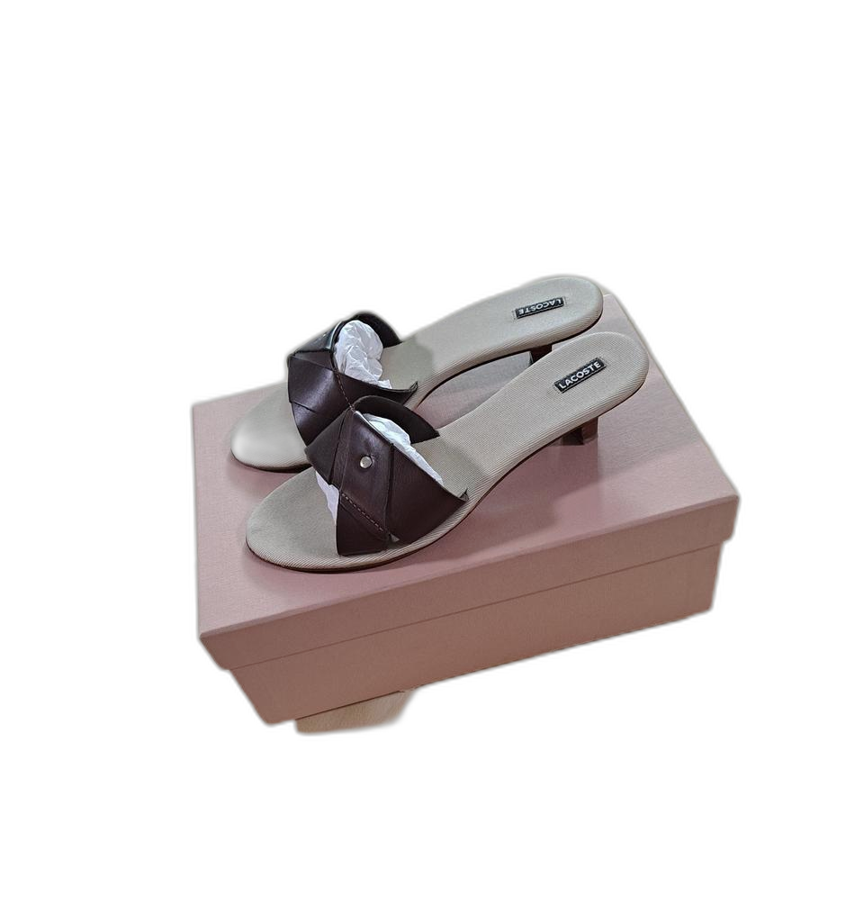 라코스테 가죽샌들