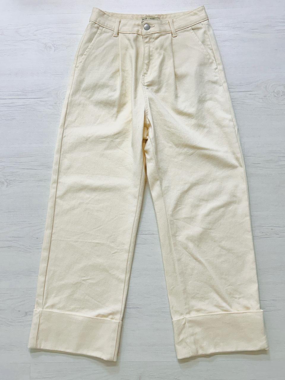 아이보리 핀턱 와이드팬츠