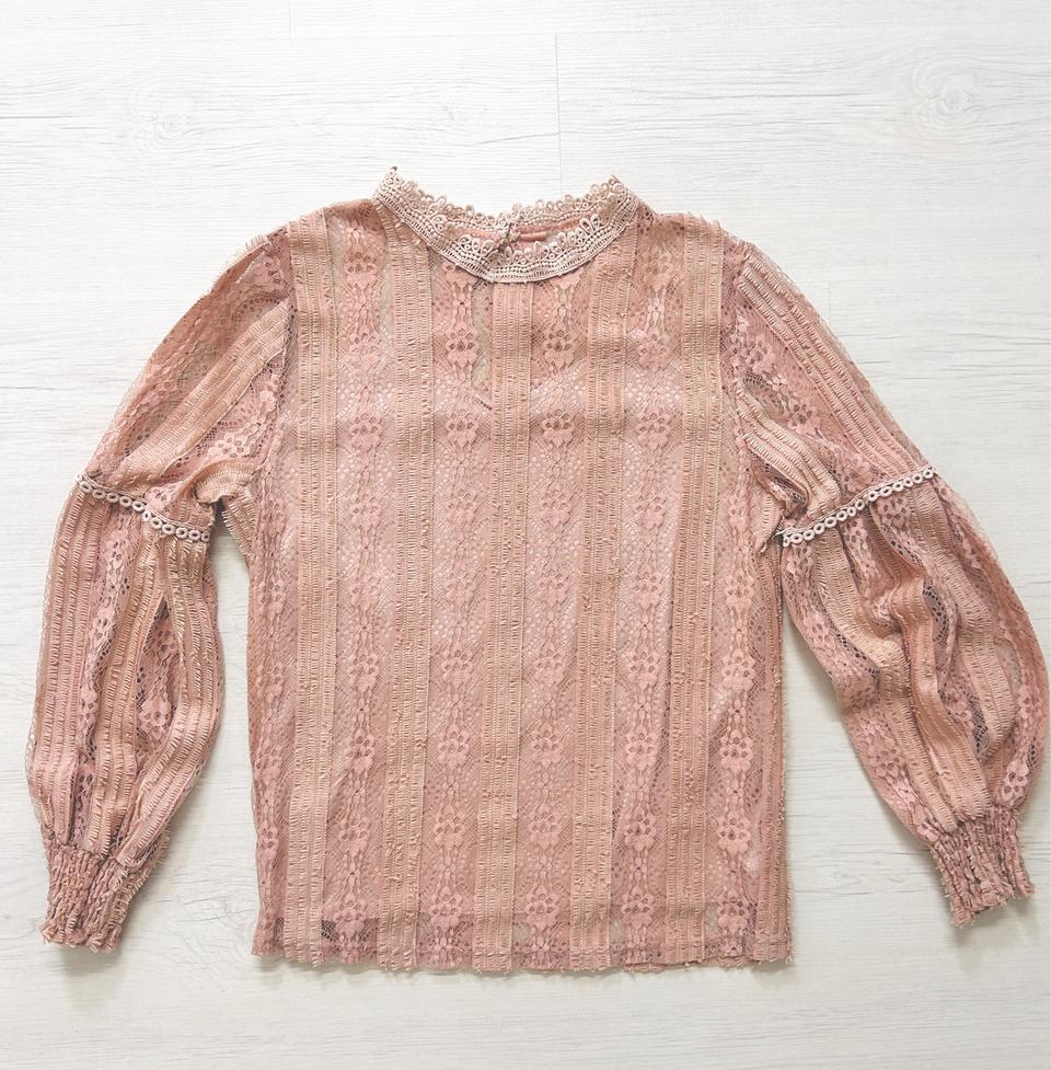 여성 레이스블라우스