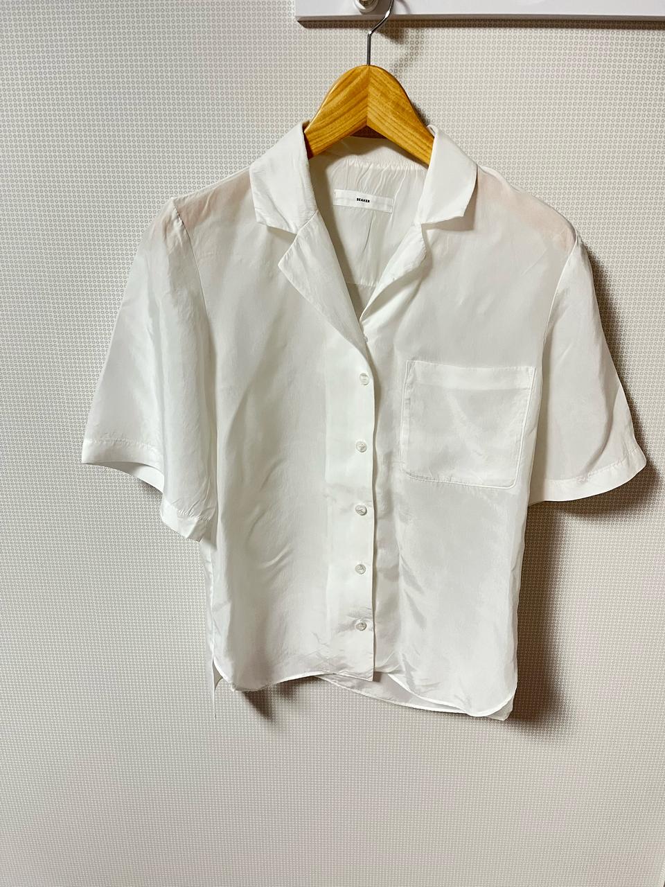 비이커 여성 블라우스/셔츠