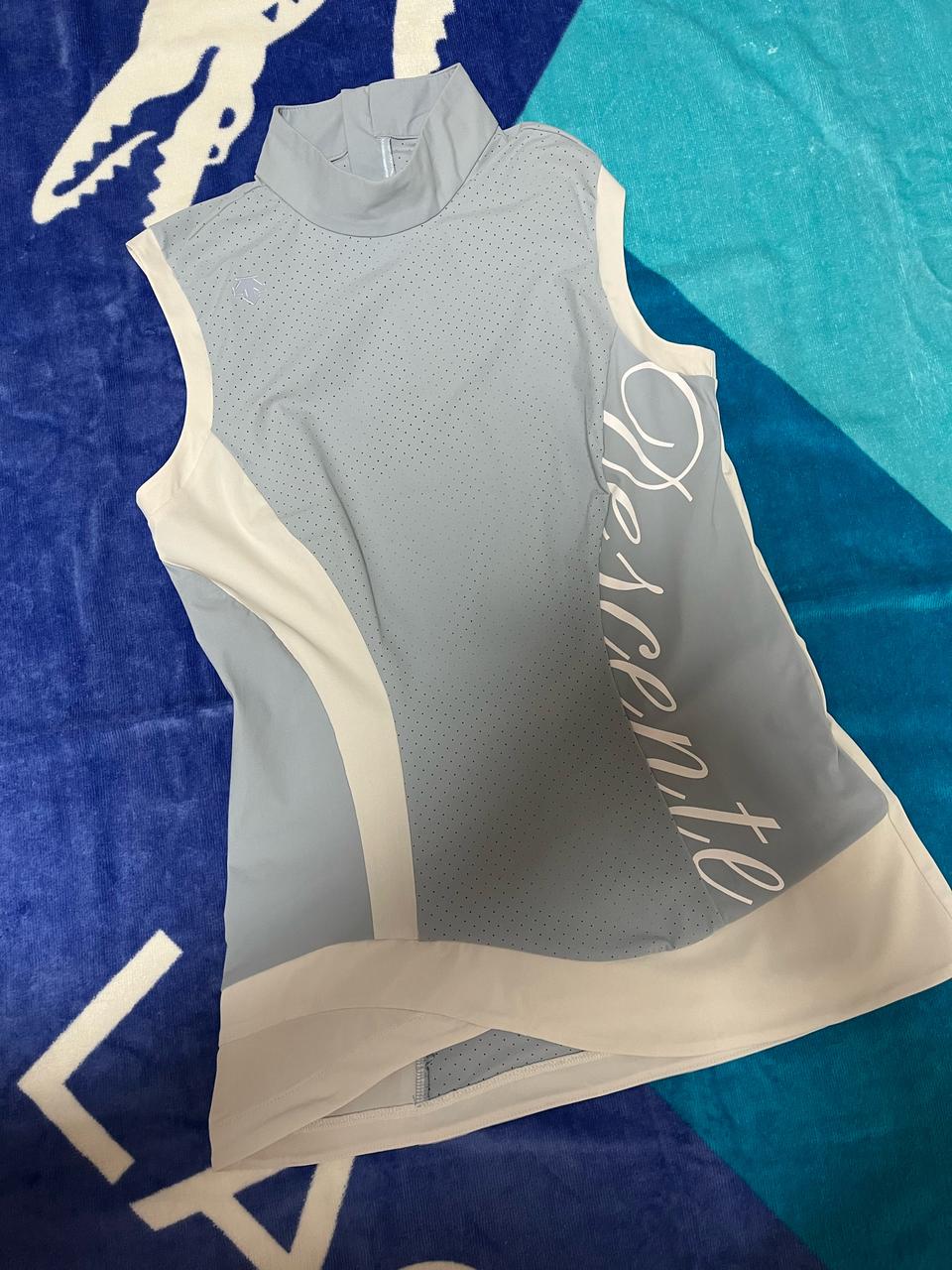 데상트 여성 골프웨어 나시