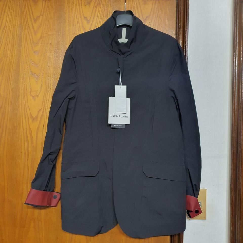 코모도 ESEMPLARE 콜라보 화섬경량 자켓 새제품