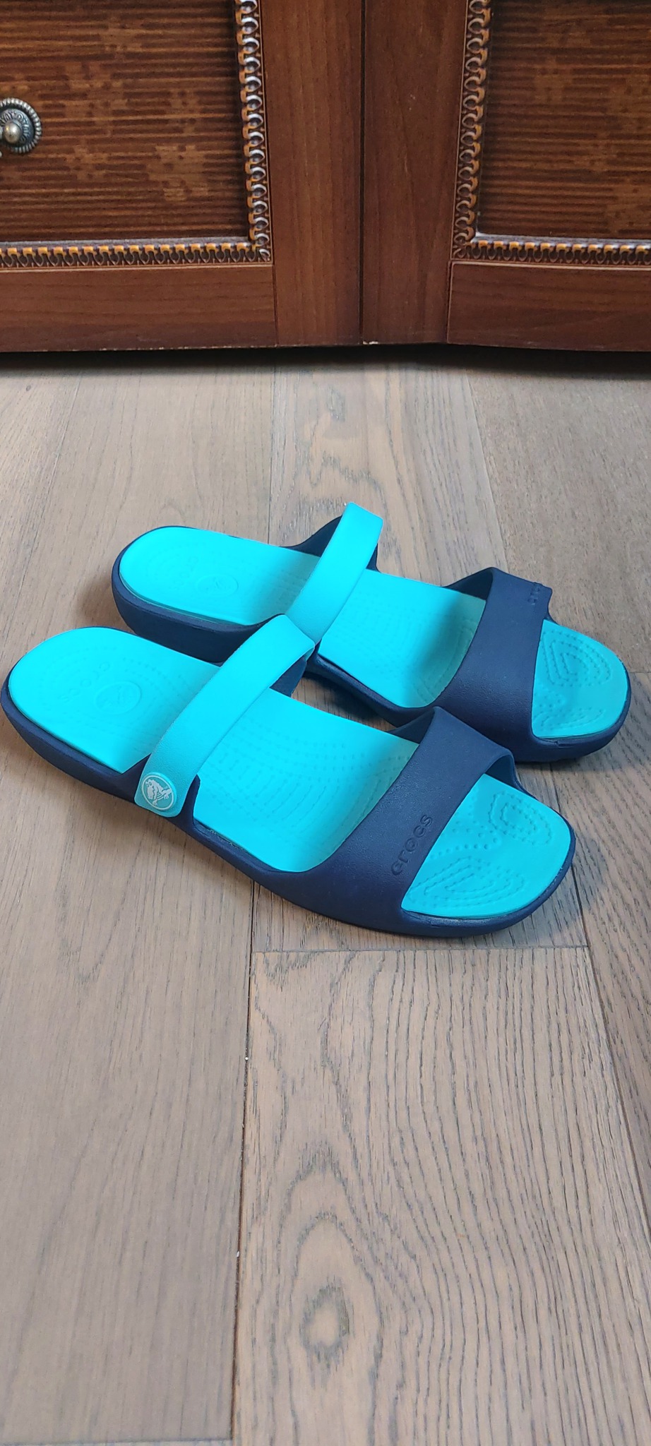 크록스 슬리퍼. W7 240~245