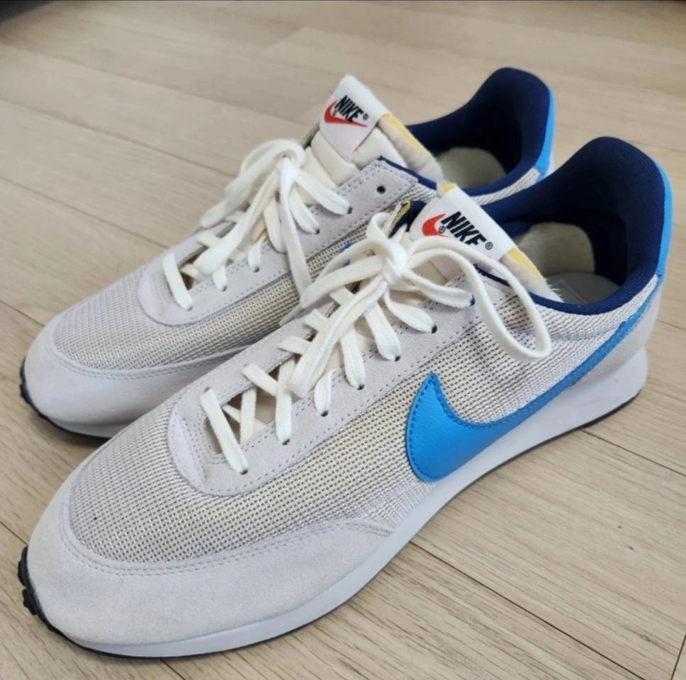 나이키 에어 테일윈드