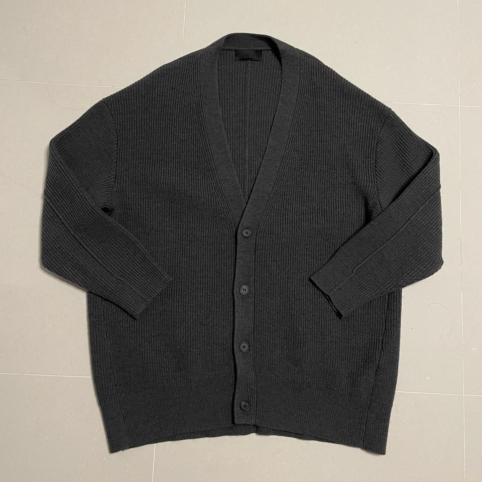 정품 무신사스탠다드 X 유아인 오버핏 니트 벌룬 가디건 차콜