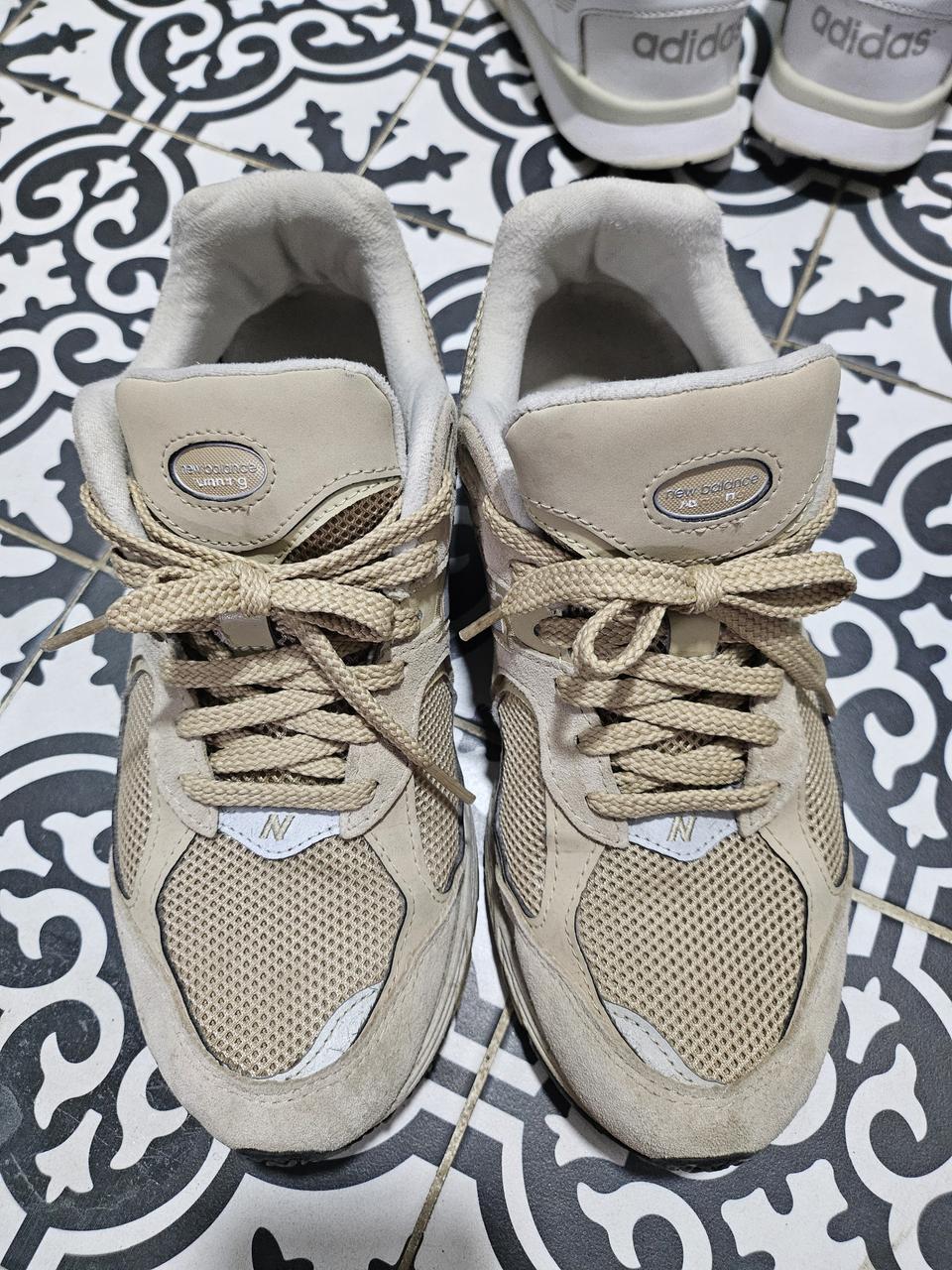 뉴발란스2002r 베이지 265