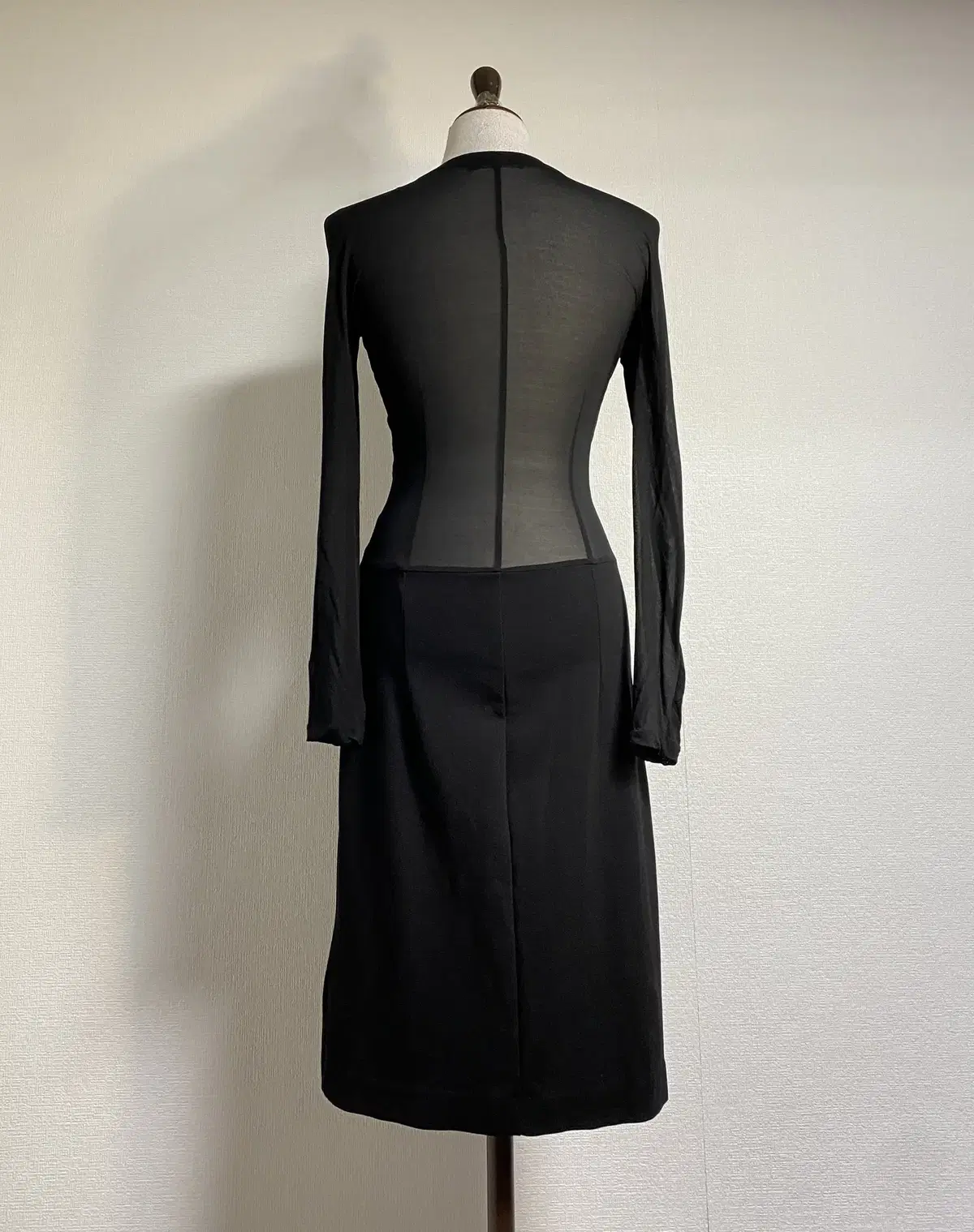 COS 시스루원피스