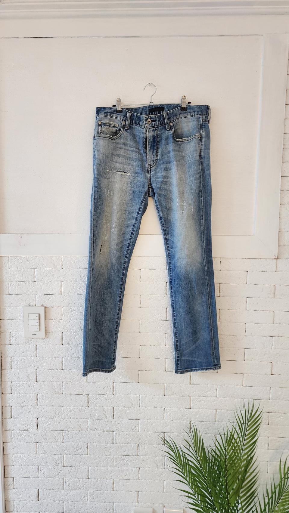 유니클로 일자핏 남자 청바지 32