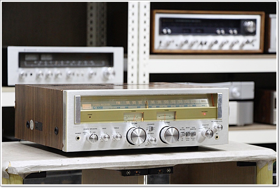 산수이(SANSUI) 아날로그 리시버 모델 G-3000