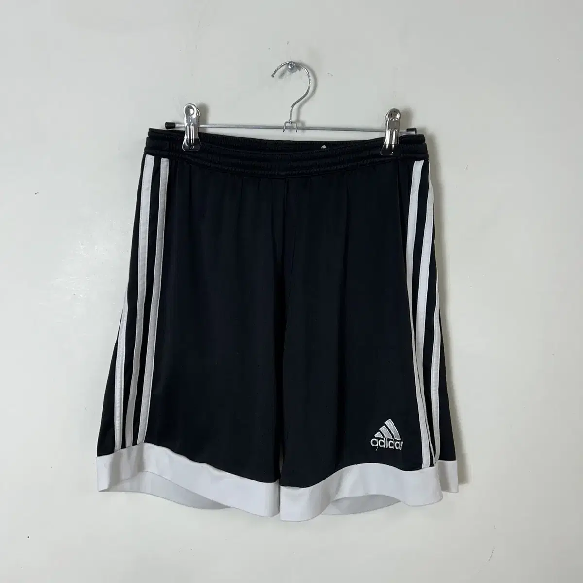 아디다스 스포츠 반바지 27~29인치 급처합니다