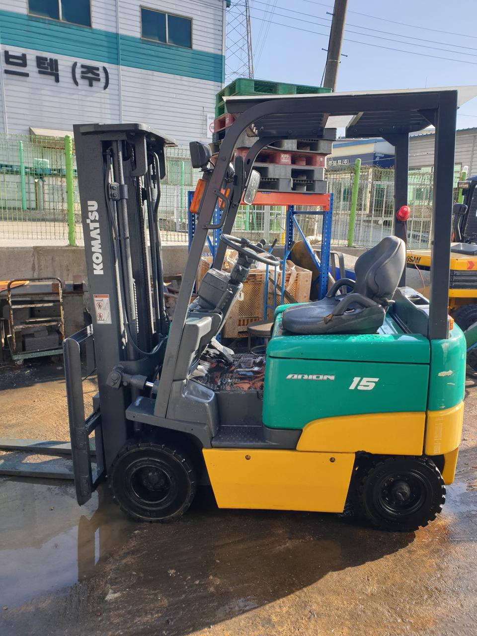 중고지게차 코마츠 1.5톤 3단 전동지게차 싸게판매합니다