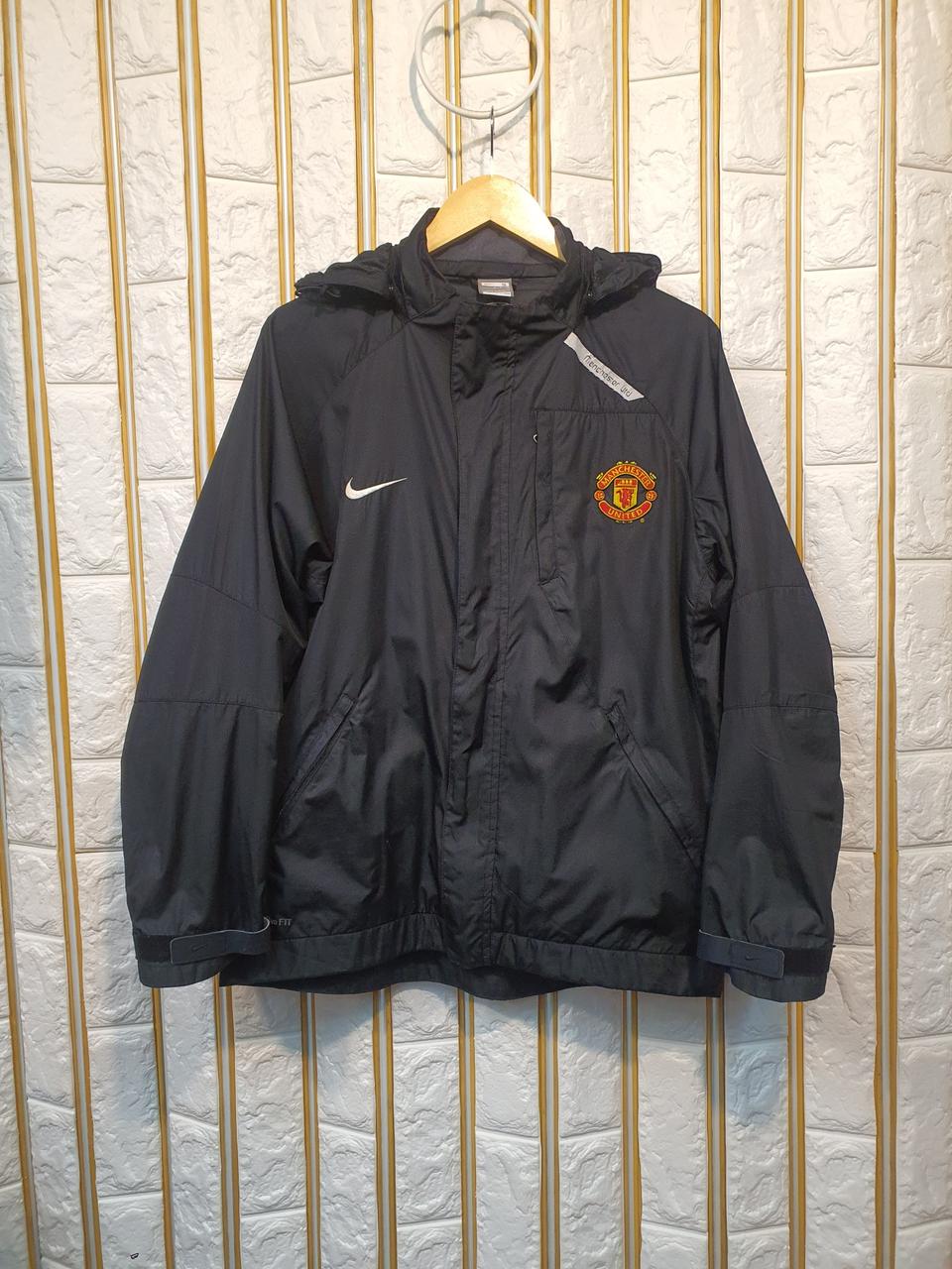 나이키 맨유 바람막이 S 100