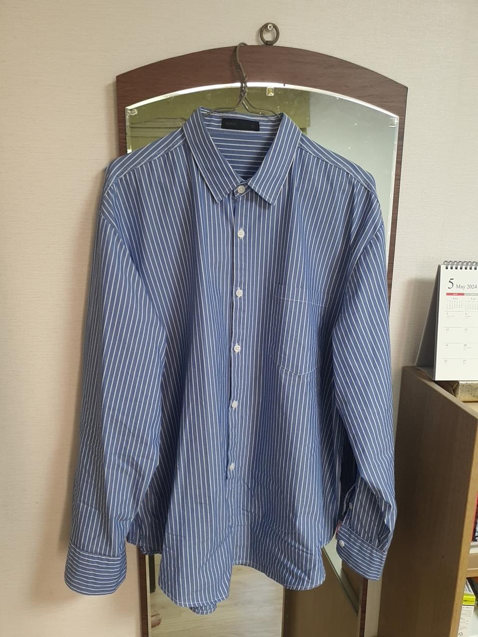 블루색상 스트라이프 오버핏 남방 택포3만원에 드려요