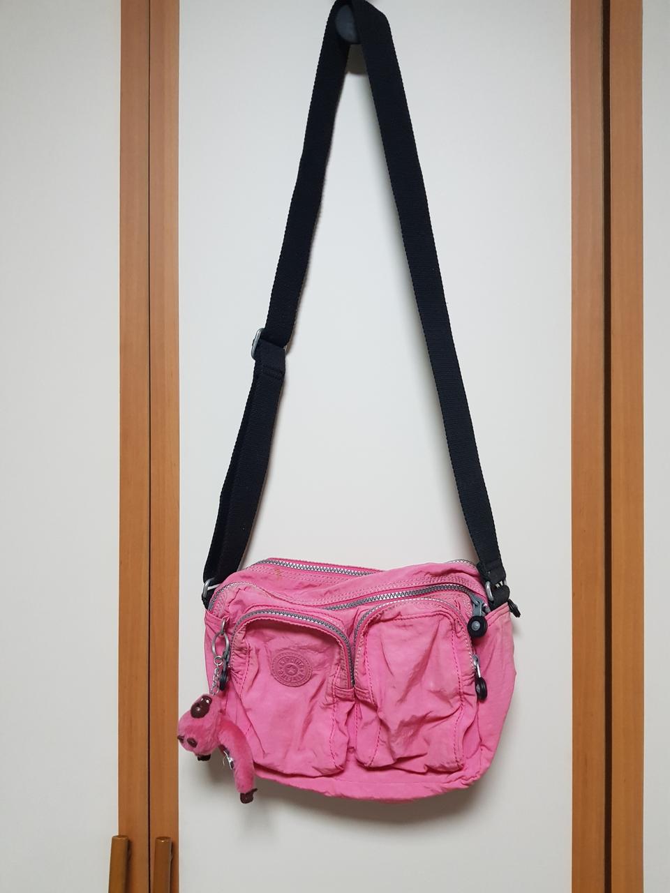 키플링 핑크 크로스백