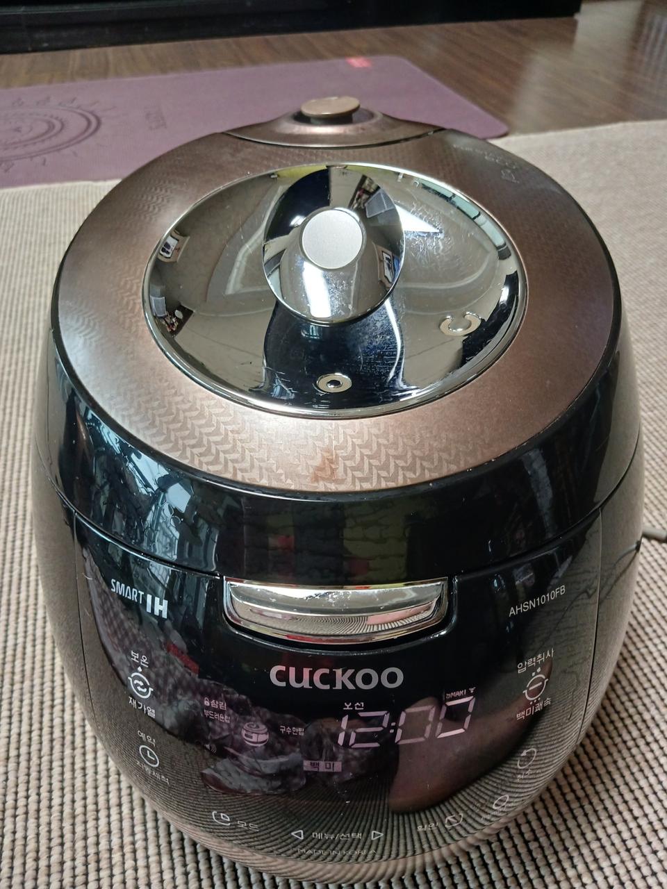 쿠쿠10인용 압력밥솥(내솥확인요) 팝니다 ~~