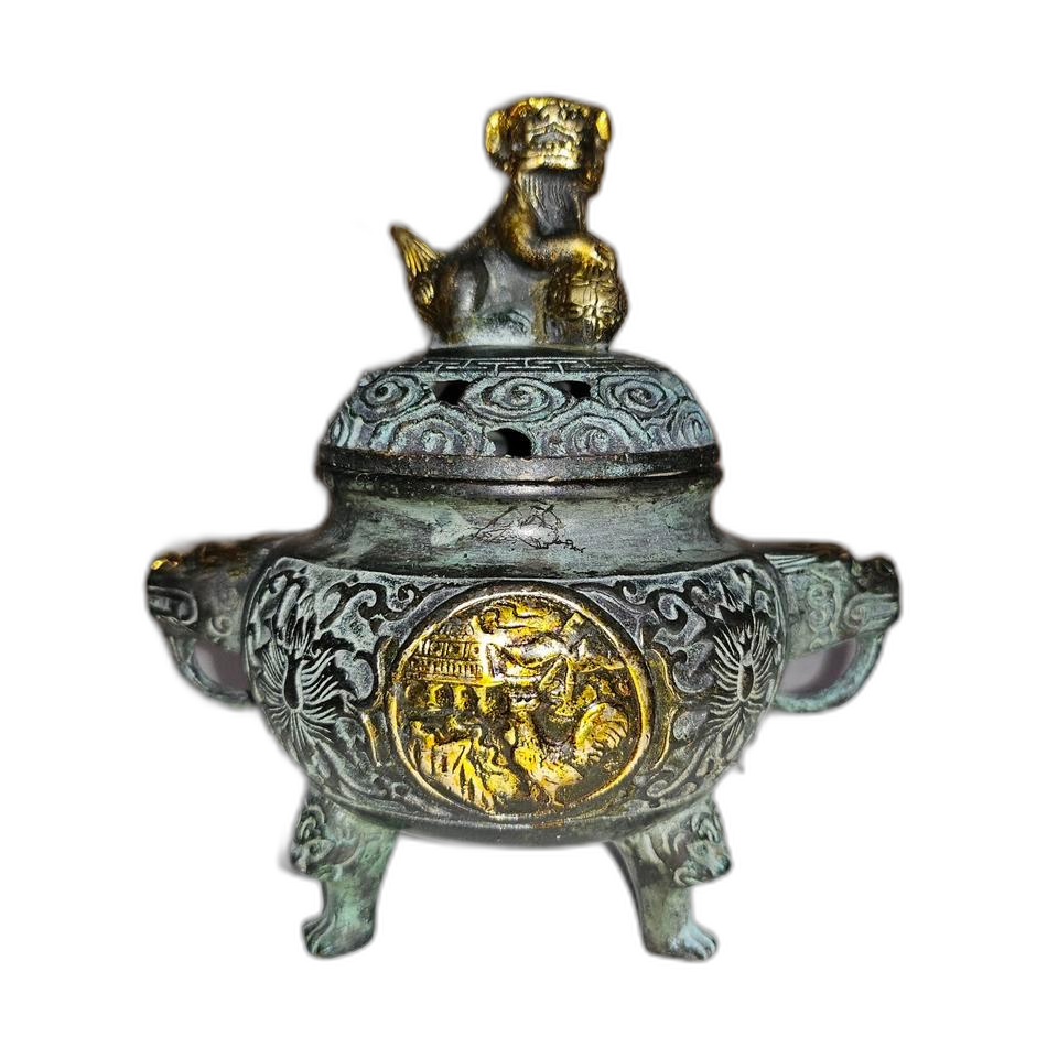 청동으로 만든  향로. 진품. 판매합니다.
