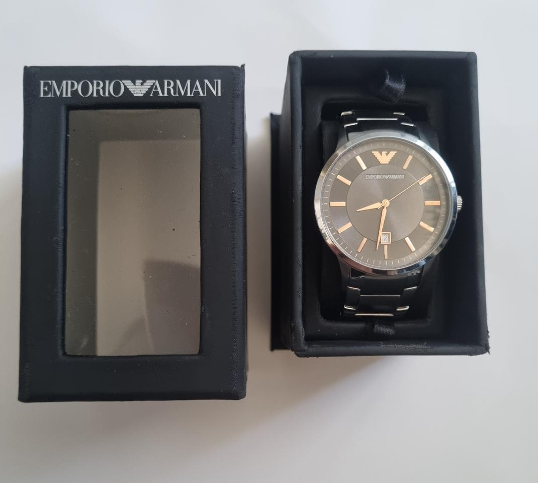 엠프리오 아르마니시계