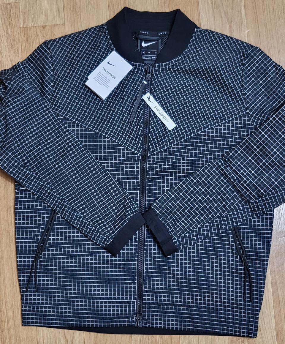 새상품 나이키 매장판 테크팩 블루종 자켓