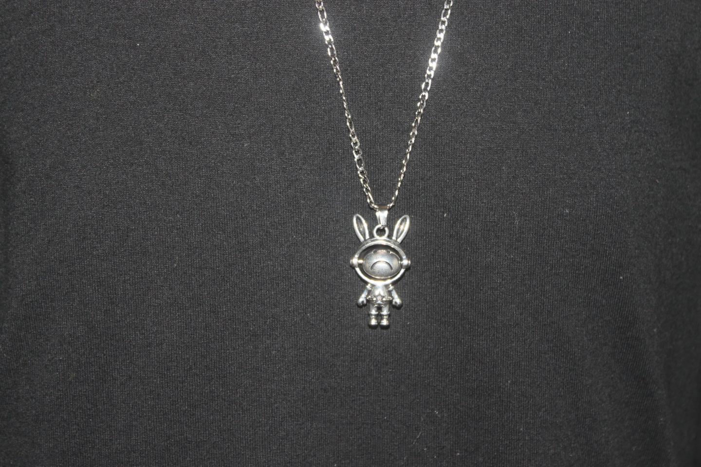 로봇 토끼 써지컬스틸 롱 목걸이(새상품)