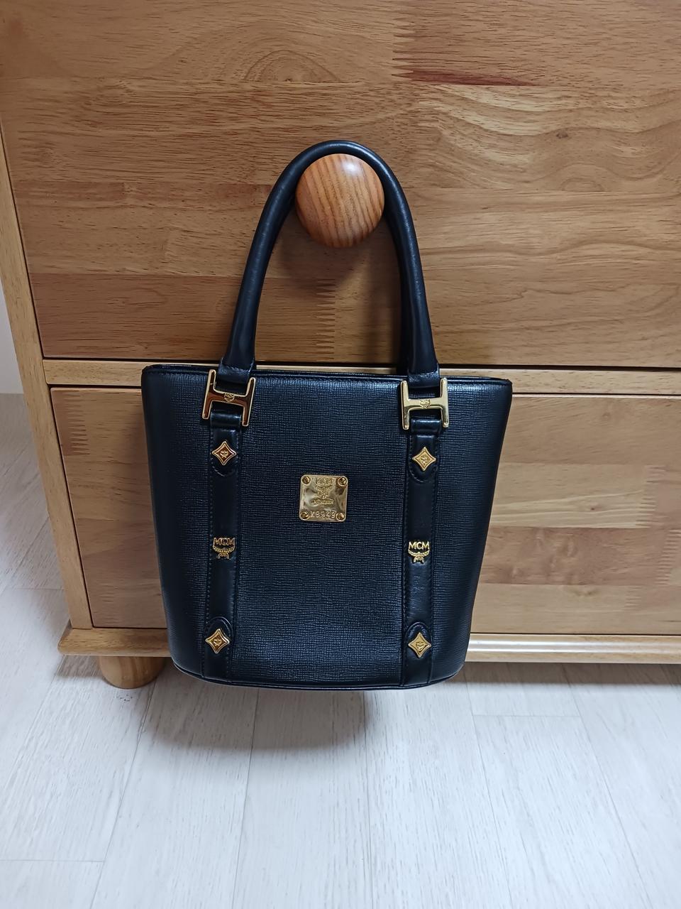 mcm도트가방  정품