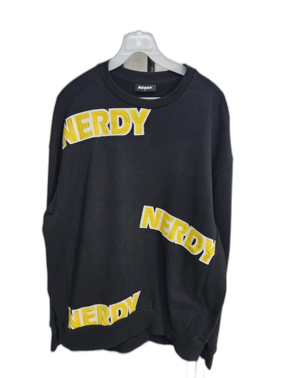 널디 긴팔티 라운드넥티셔츠 맨투맨