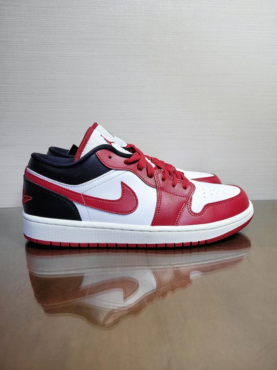 나이키 W 에어 조던 1 로우 짐레드