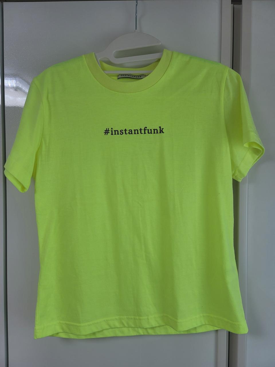 인스턴트펑크 반팔티