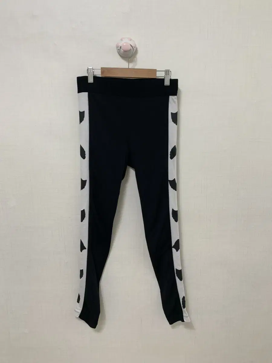 럭키슈에뜨 레깅스 트레이닝 팬츠 여성 바지