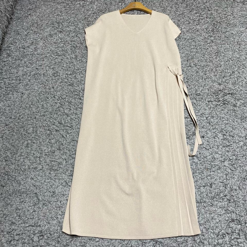 베이지 스트랩 니트 롱 원피스