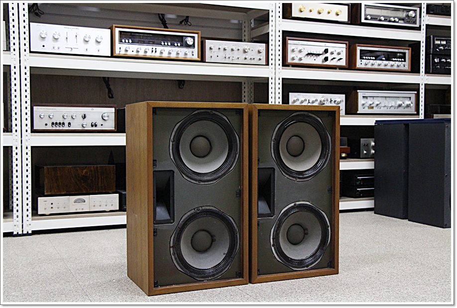 알텍(ALTEC-미국) A급 빈티지 북쉘프 스피커 890C Bolero