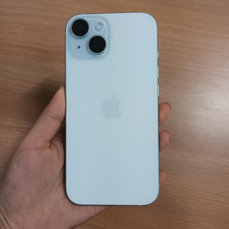 아이폰15 256GB 블루 약정없는 특SS급 공기계 102만원 판매