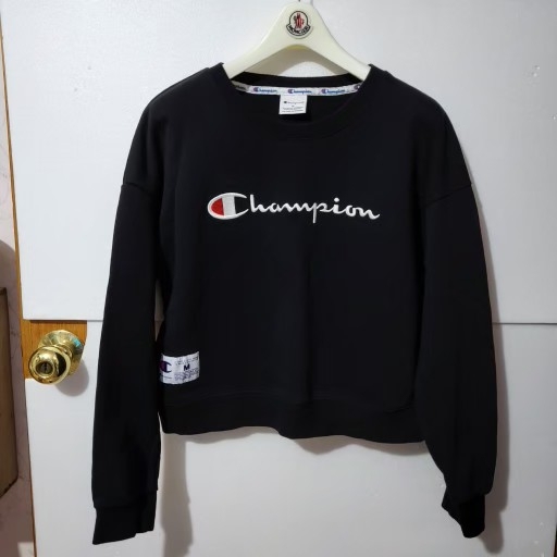 챔피온 미디 크롭 맨투맨 M 블랙