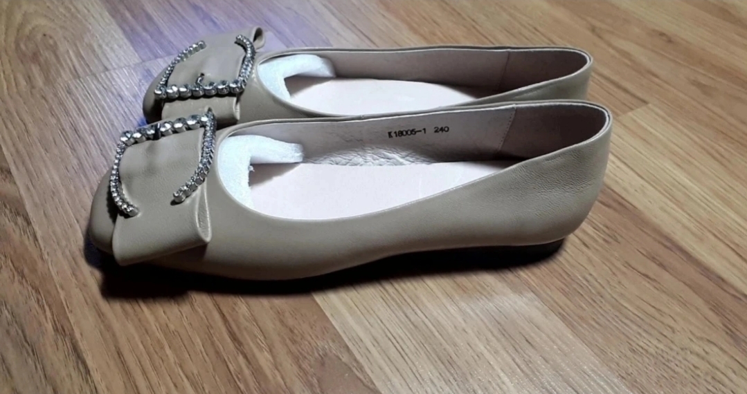 염소가죽 플랫슈즈 240, 미사용, 굽1.5cm