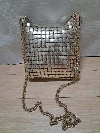 자라 예쁜크로스