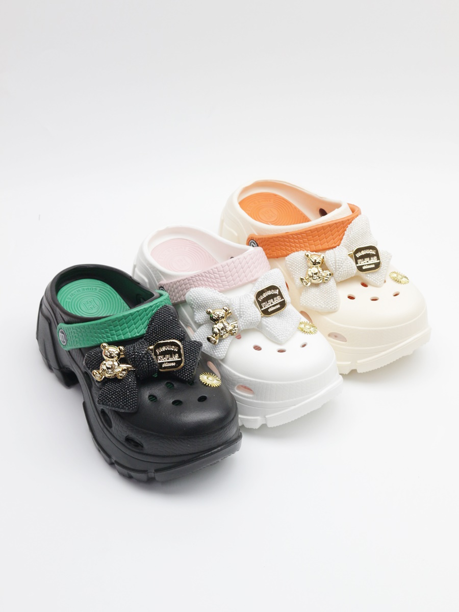 230~250 시중가 26000원 여성 리본지비츠 크록스스타일 키높이샌들