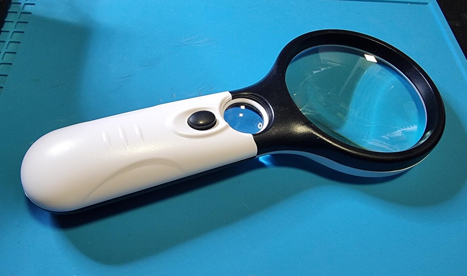 LED 라이트 휴대용 돋보기  (X3 & X10배)