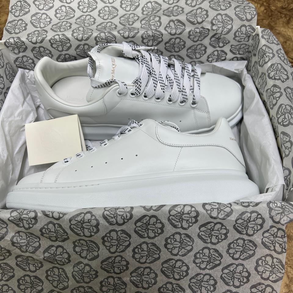 알렉산더맥퀸 오버솔 화이트 43.5